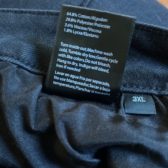 Risen Jeans | Yasmin Relaxed Wide Leg Distressed Denim Plus Size 3XL in Black - Picture 11 of 13